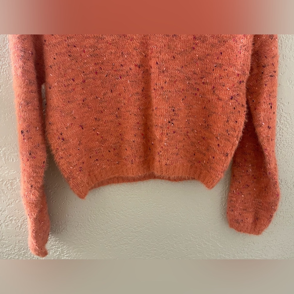 Wild Fable Women’s Cozy Cropped V-Neck Speckled Sweater in Orange XS - Picture 3 of 8